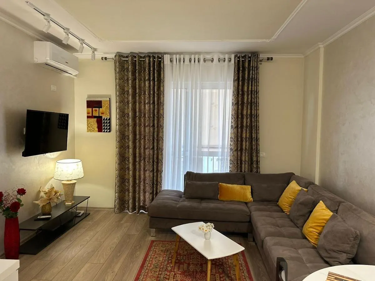 City Center Tirana Luxury Orange Apartment 9A